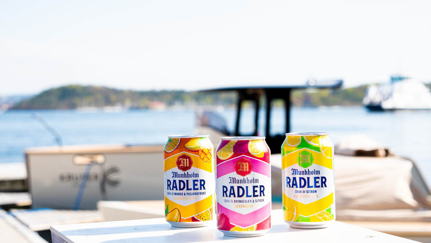 Munkholm Radler-serien har fått og fargerikt design som presenterer smakene på en tydelig måte.